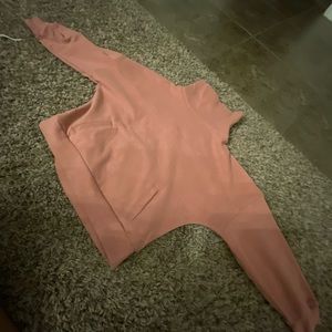 dark pink sweatshirt turtleneck, very comfortable 10y